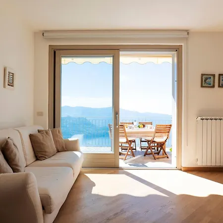 'cezanne By Interhome شقة Parzanica