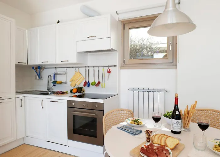 'cezanne By Interhome アパート Parzanica